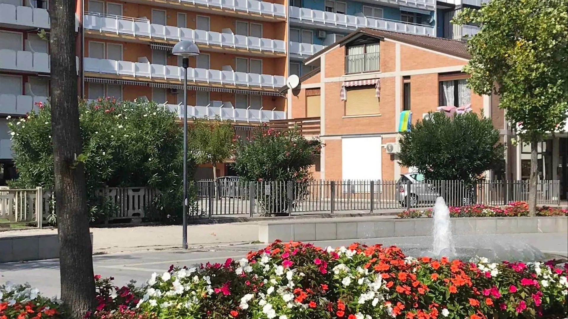 Apartments Porto Santa Margherita 40282 0*, פורטו סנטה מרגריטה די קאורלה איטליה